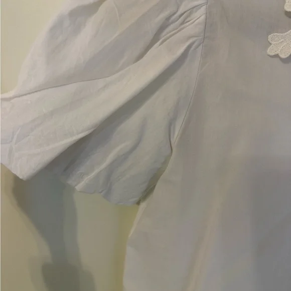 Zara White Shirt with Floral and Pearl Collar - Picture 3 of 4